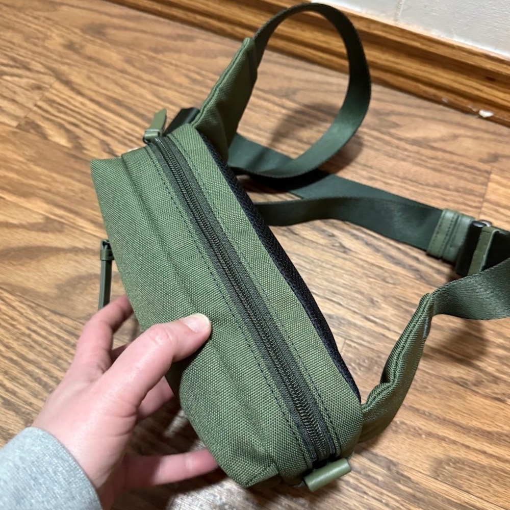 Fossil Weston Sling Bag Olive Green Canvas Crossbody Belt Bag NEW - Picture 3 of 8